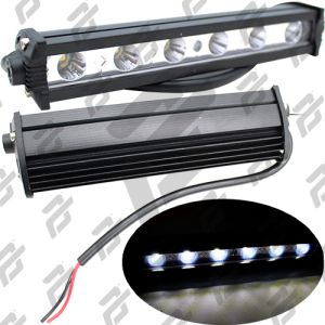 ESPECIAL  -  LUZ DE 6 LED'S 12 VCC / LUZ-X002
