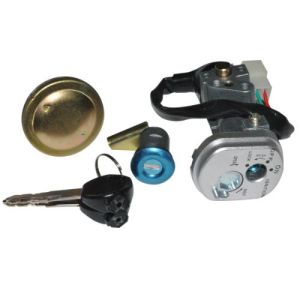 SWITCH INTERRUPTOR DE ENCENDIDO CON JUEGO DE LLAVES TAPON DE GASOLINA Y SEGURO DE ASIENTO 12 Vcc / SWI-025