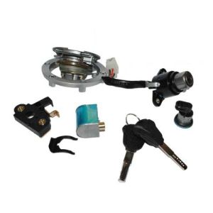 SWITCH INTERRUPTOR CON JUEGO DE LLAVES TAPON DE GASOLINA 12 Vcc / SWI-039